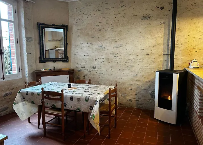 Maison Avec Jardin Proche De La Source *